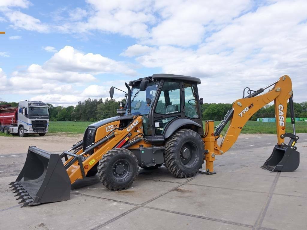 CASE 770EX backhoe loader