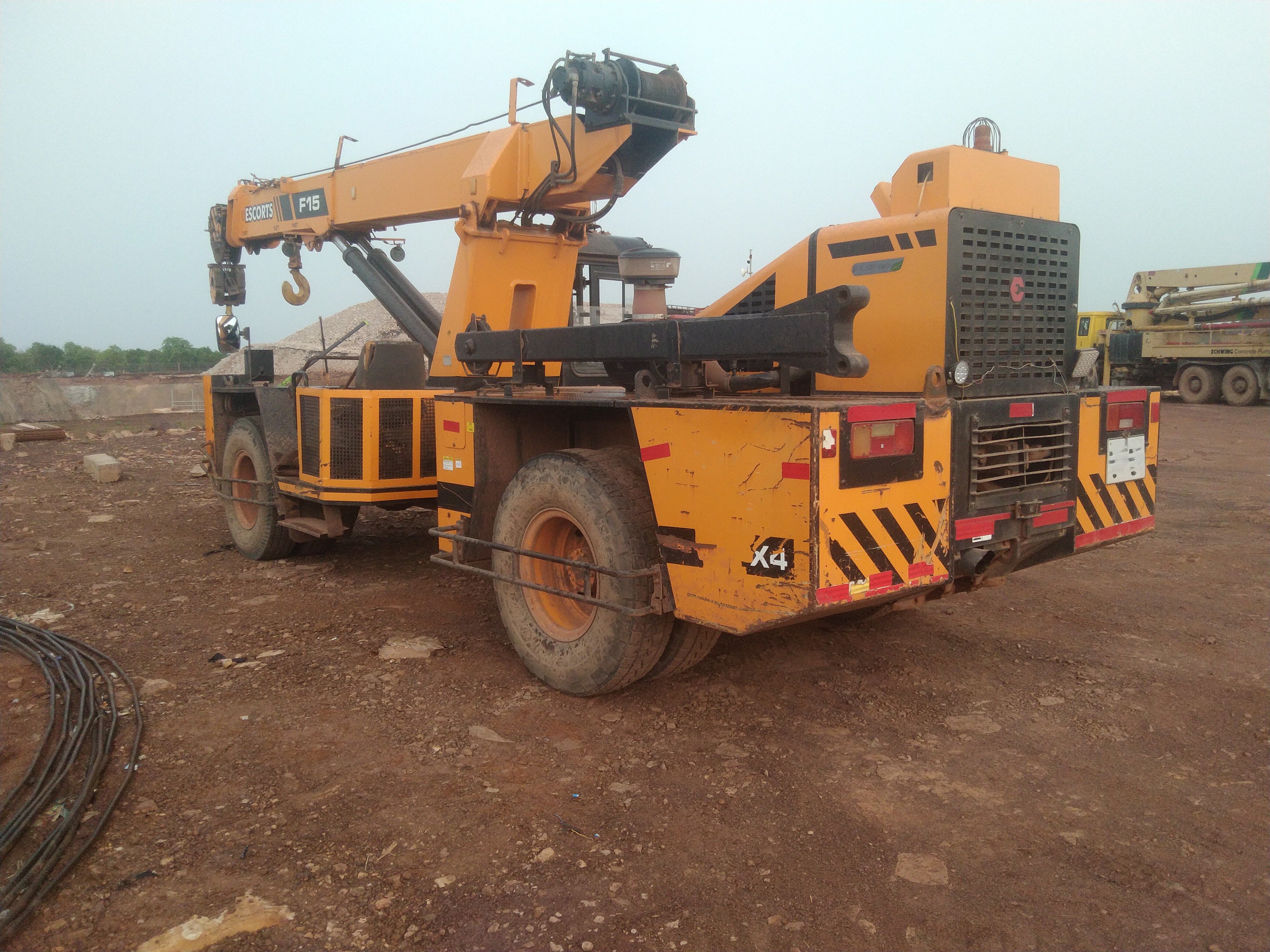Escorts Kubota F15 crane view 4
