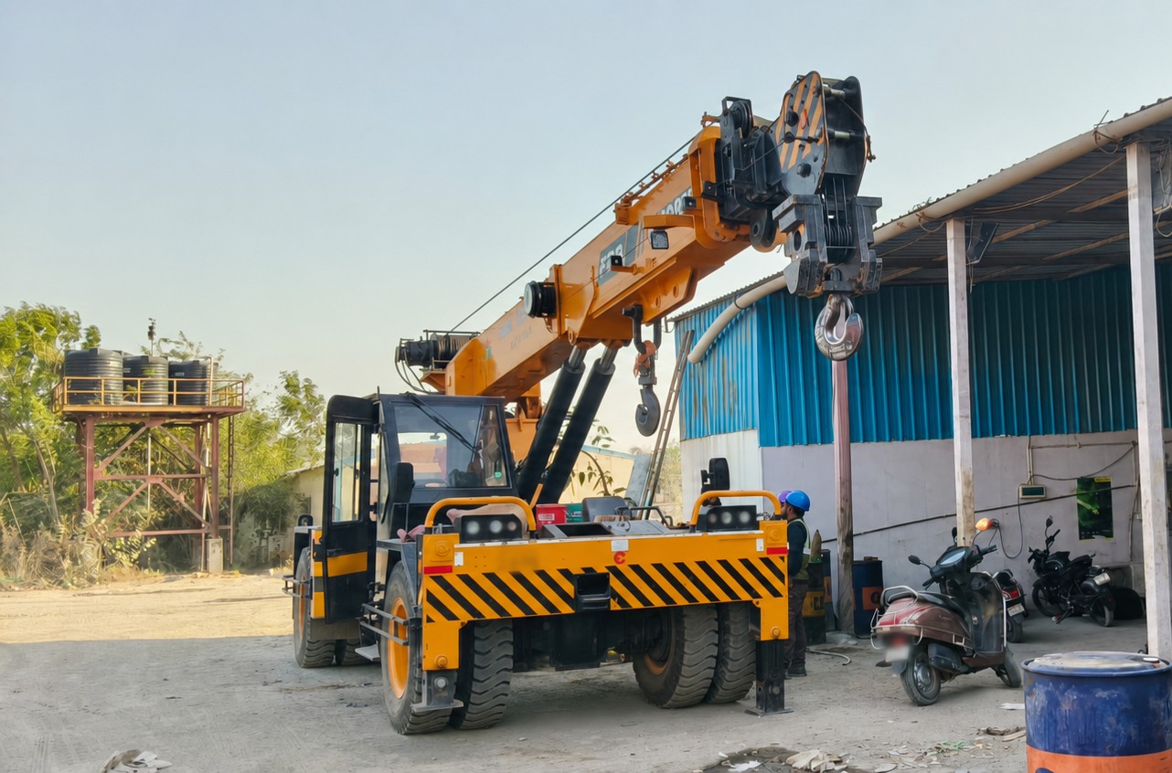 Escorts F23 Next Gen Crane front view