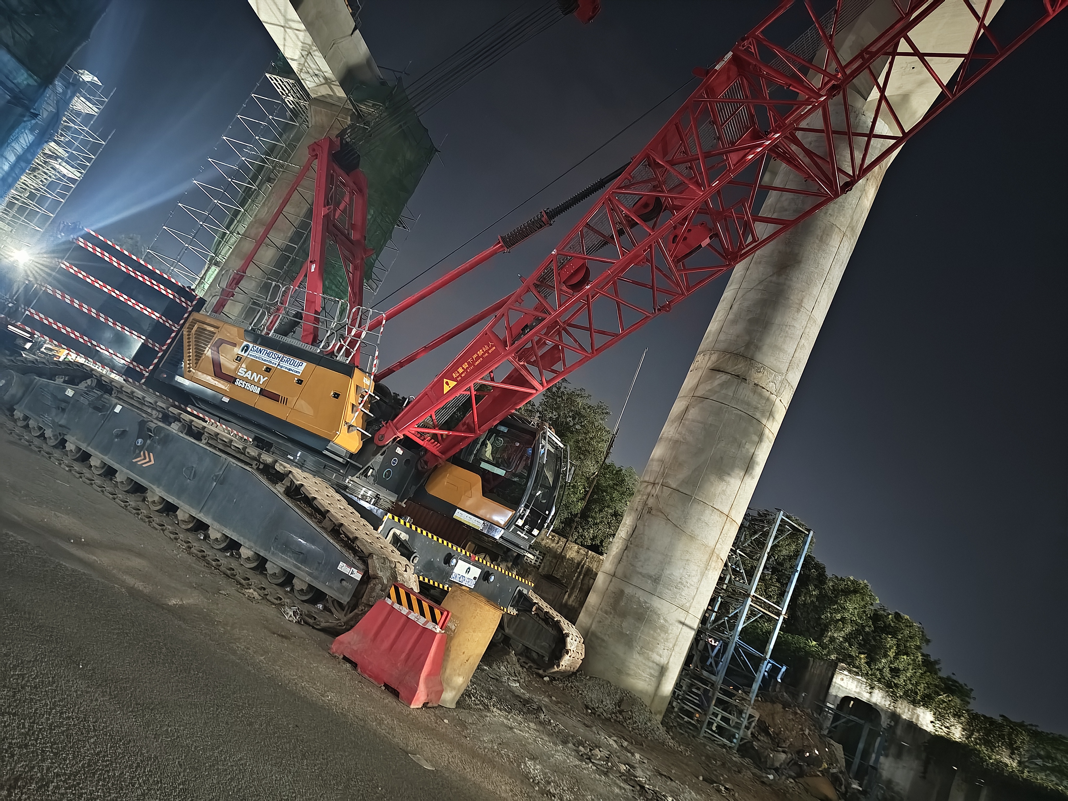 SANY SCS1500A Crawler Crane front view