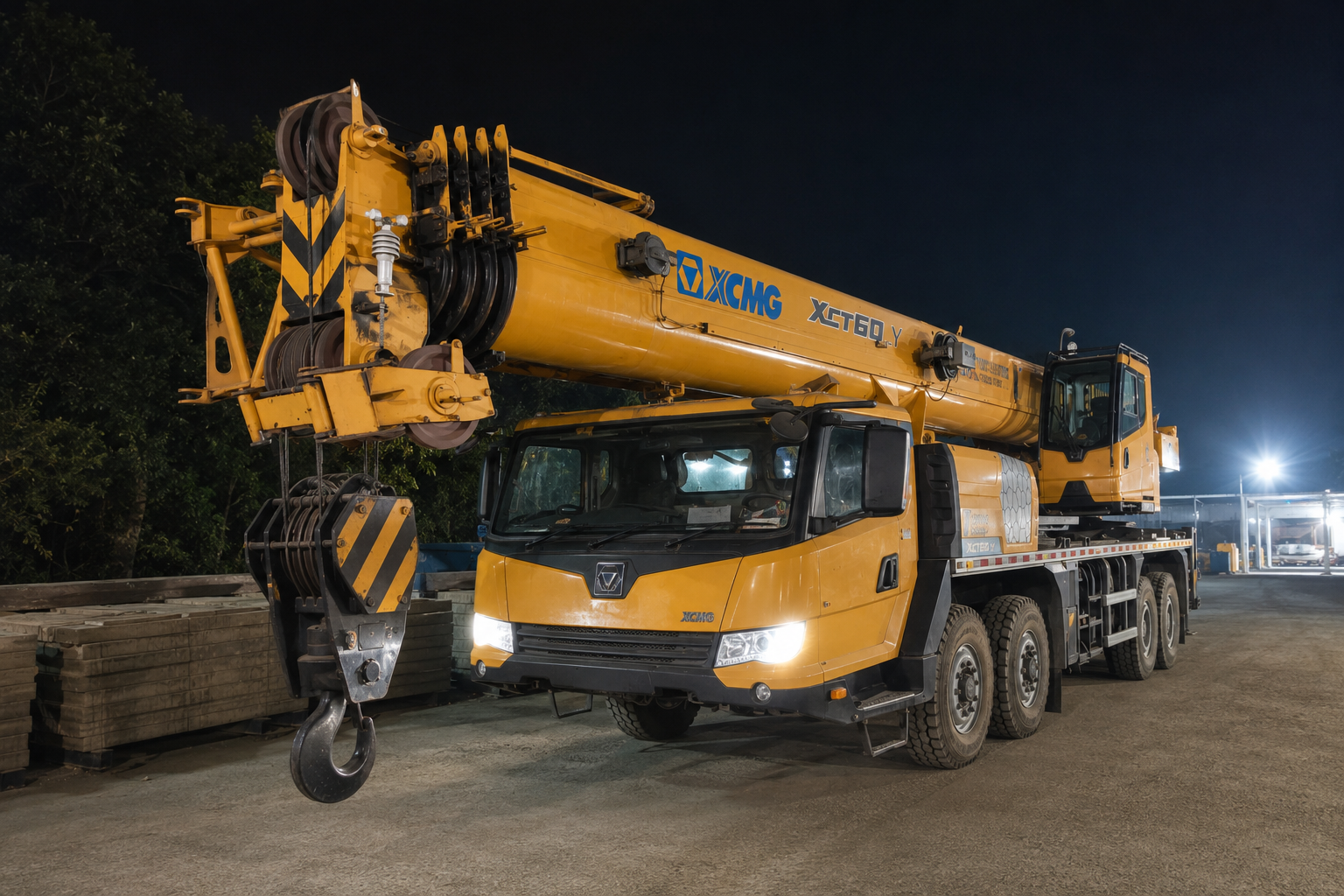 XCMG XCT60_Y Truck Crane side view