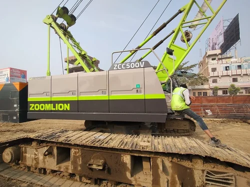 Zoomlion ZCC500V Crawler Crane front view