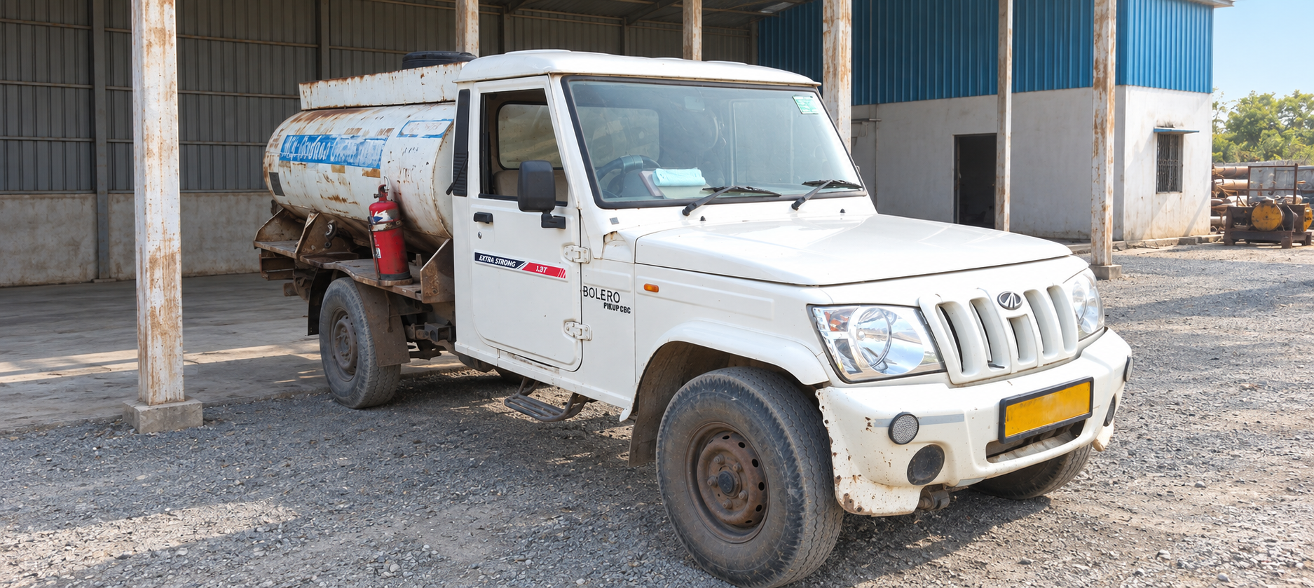 Mahindra Bolero MaXX Pik-Up City 1.3 diesel bowser main view