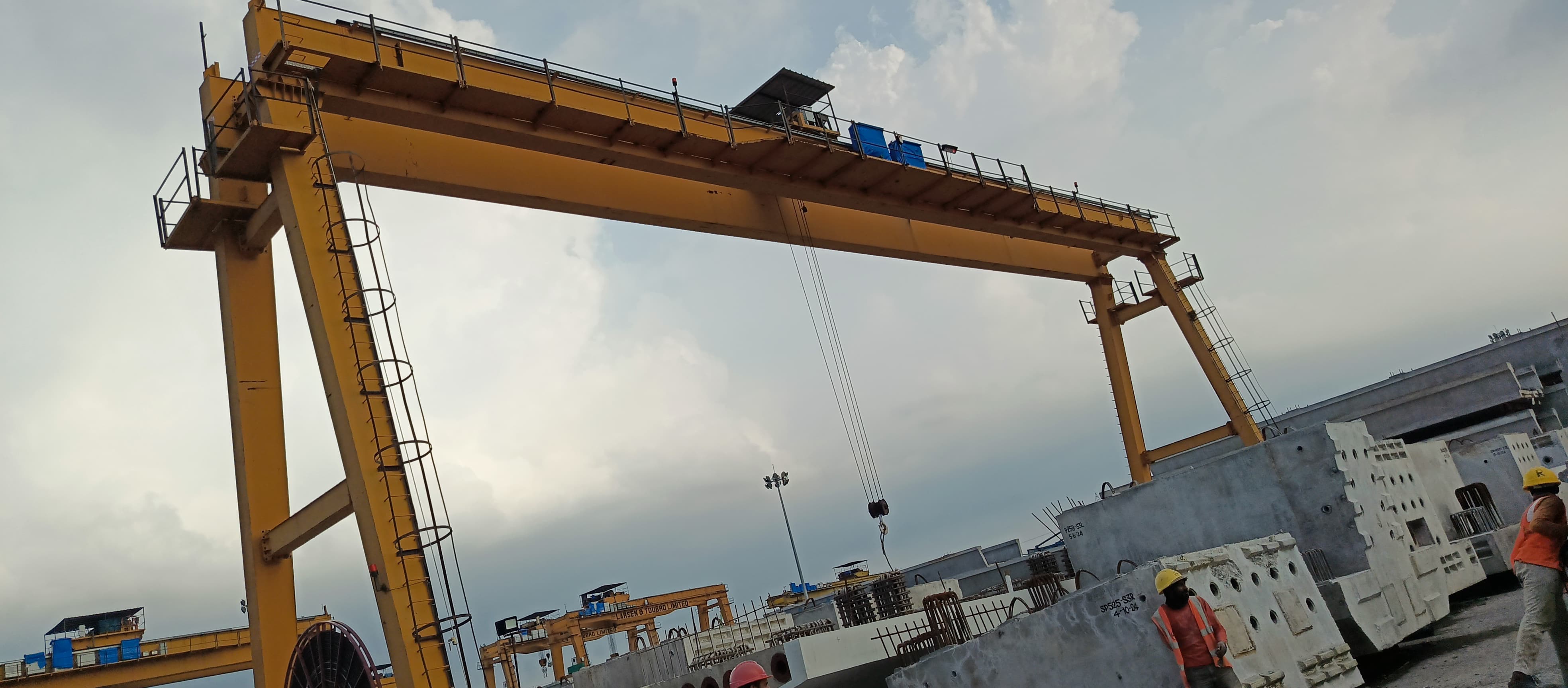 ElectroMech double girder gantry crane main view