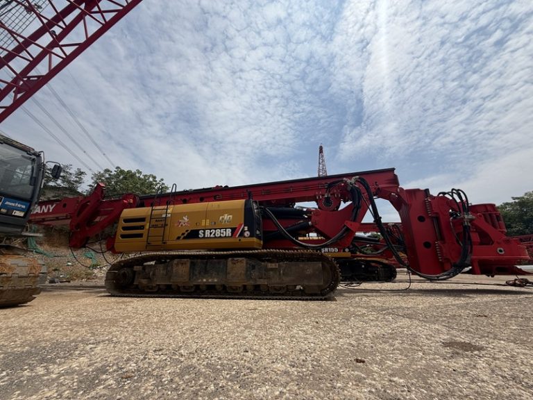 SANY SR285R C10 rotary drilling rig main view