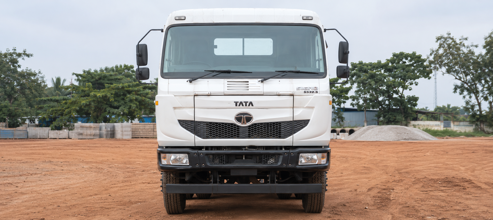 Tata Signa 5532.S 6x4 rear thumbnail